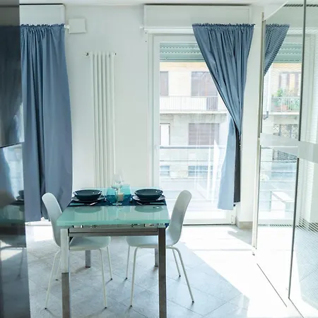 H Molinette Elegante Casetta Sul Po * 토리노